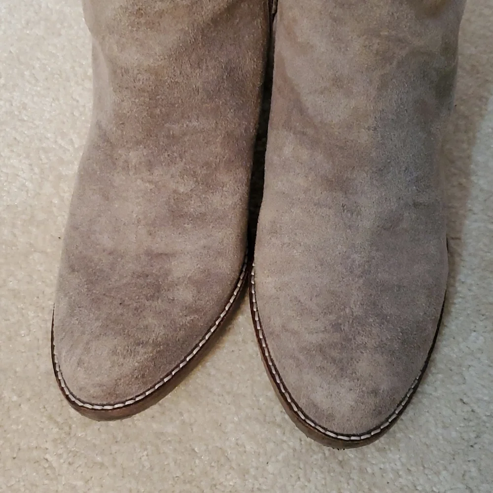 Dolce Vita taupe gray booties with side zipper western size 9